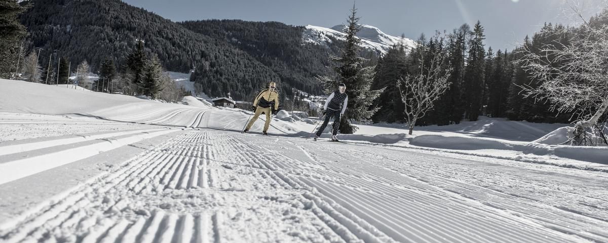 winter-davos-langlauf-sportlich