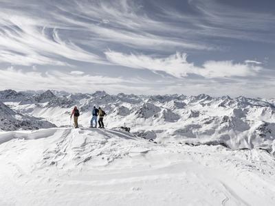 winter-davos-skitouren-berg